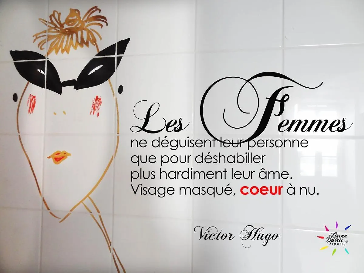 Le Pavillon Hotel Paris